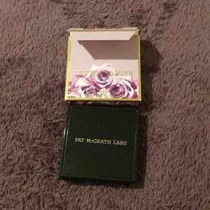 New Pat McGrath Labs Divine Powder Blush (Nude Venus)